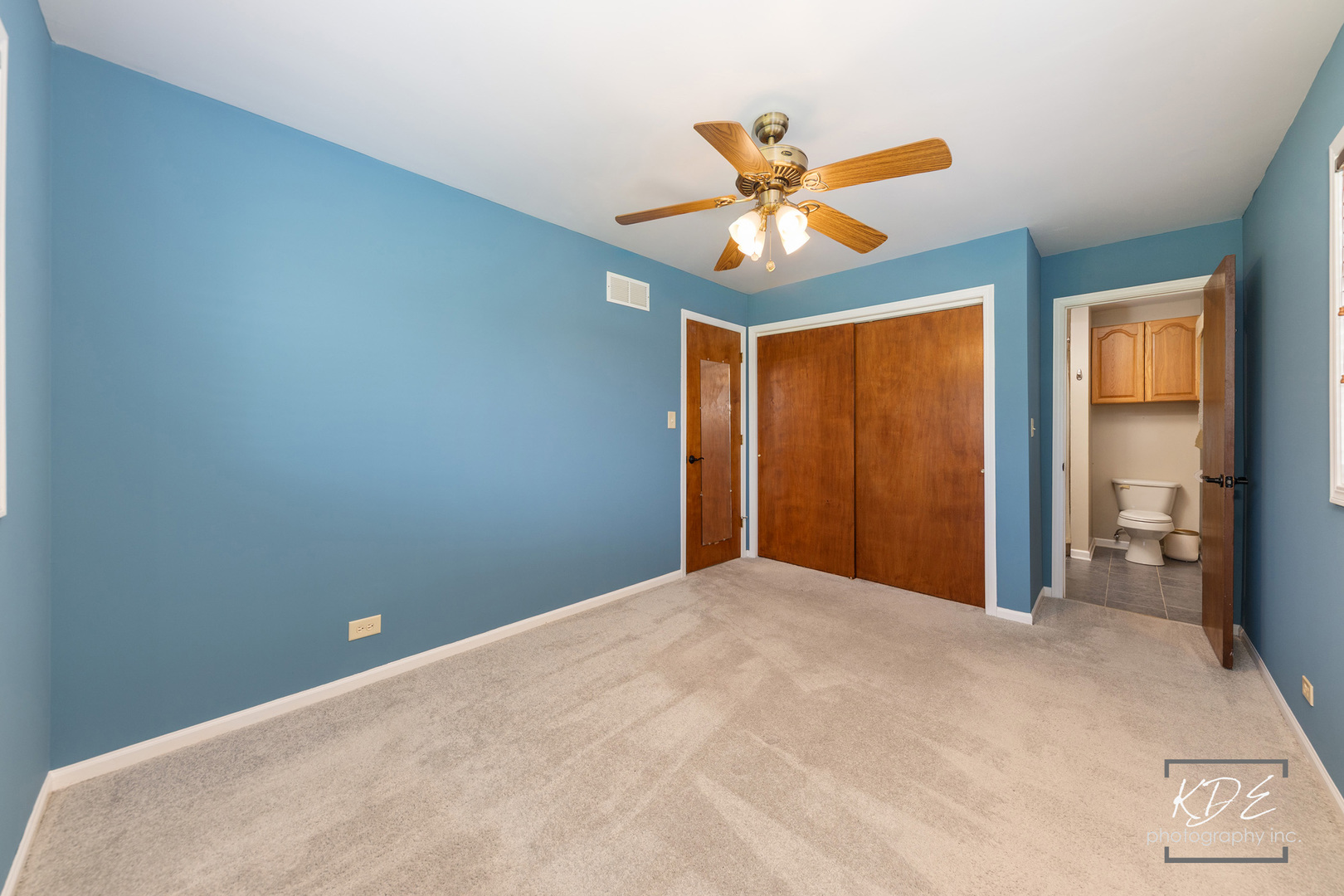 5385 Westview Lane, Lisle, IL 60532