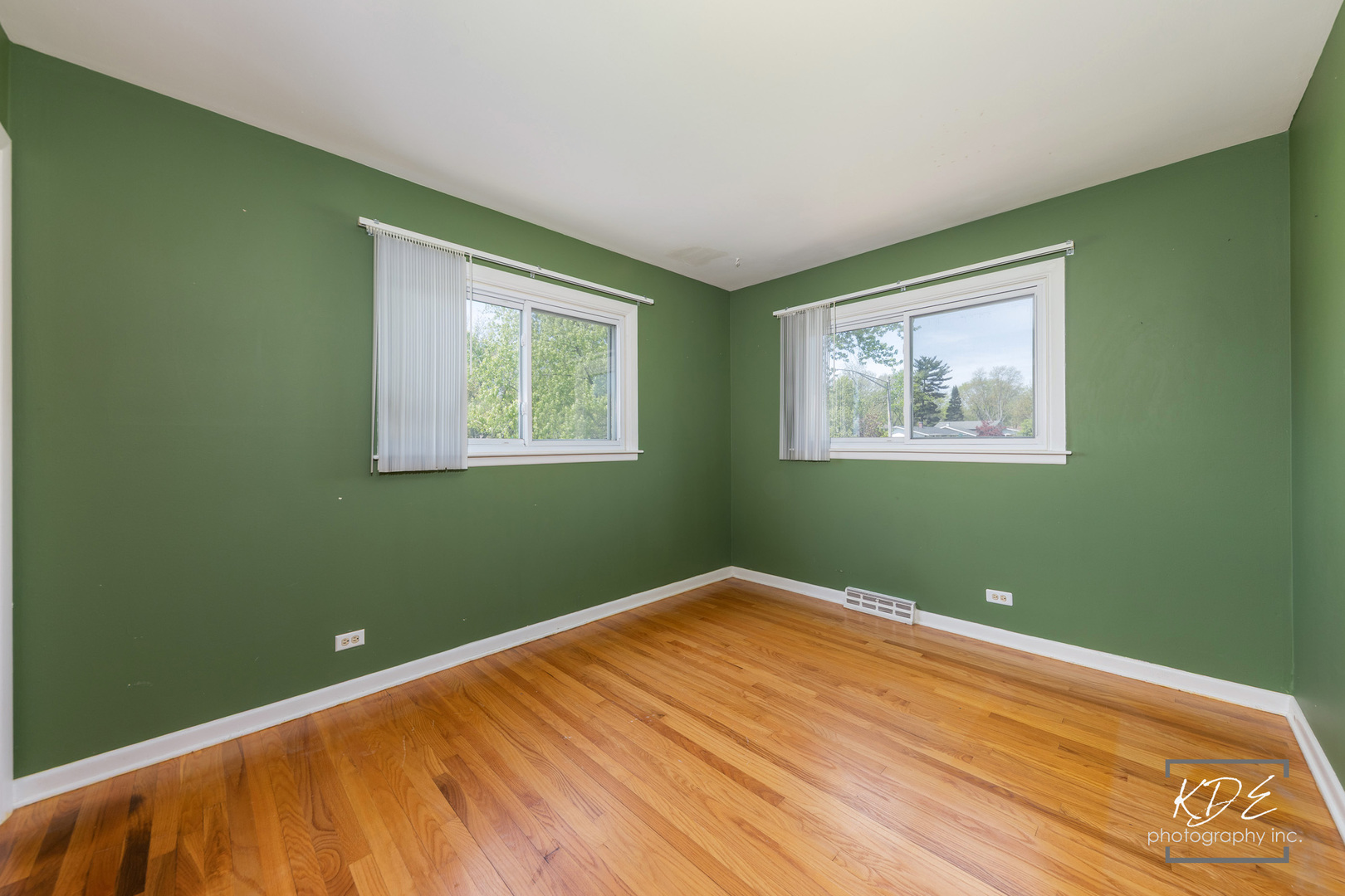 5385 Westview Lane, Lisle, IL 60532