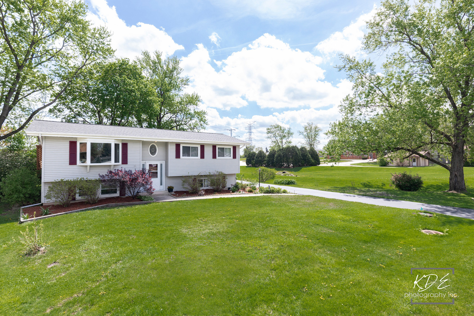 5385 Westview Lane, Lisle, IL 60532