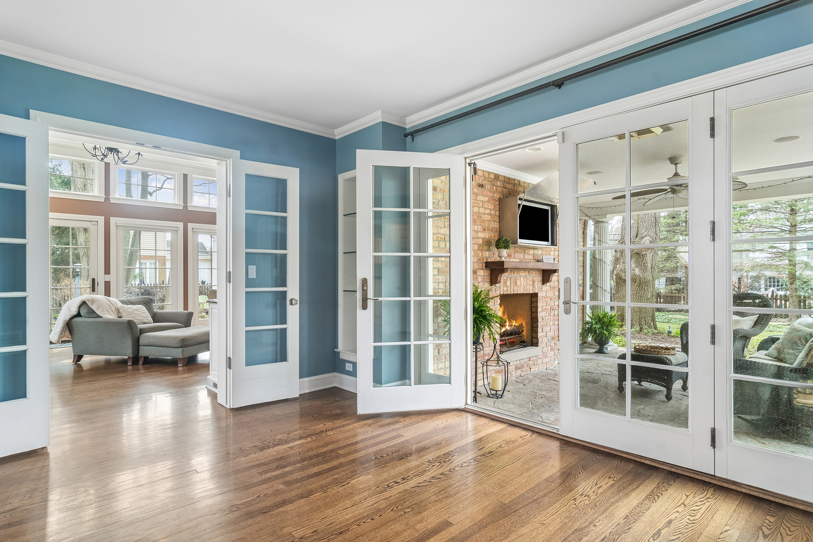 Arlington Heights, IL 60005