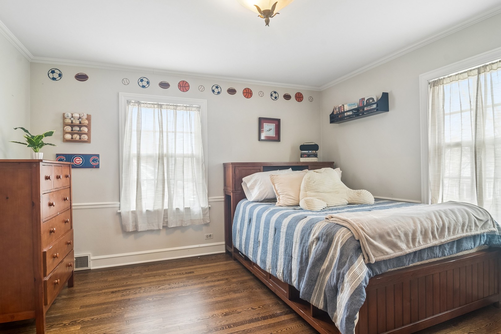 Arlington Heights, IL 60005