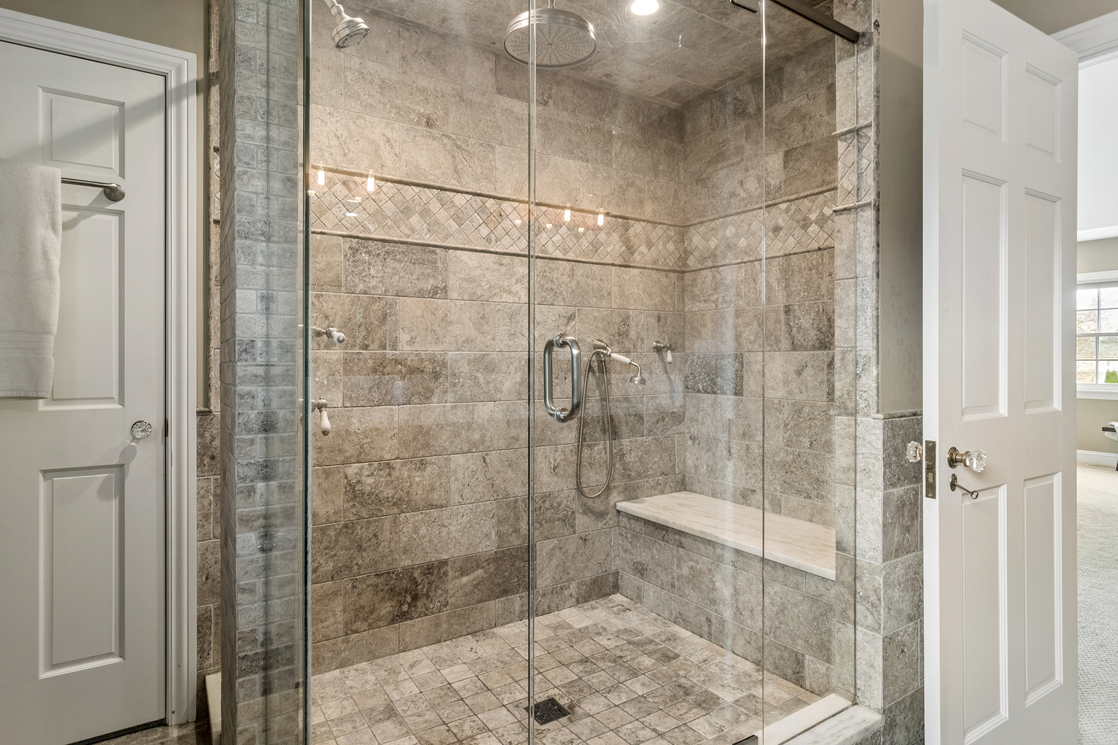 Arlington Heights, IL 60005