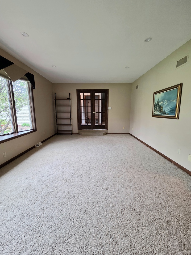 20715 Thomas Drive, Lockport, IL 60441