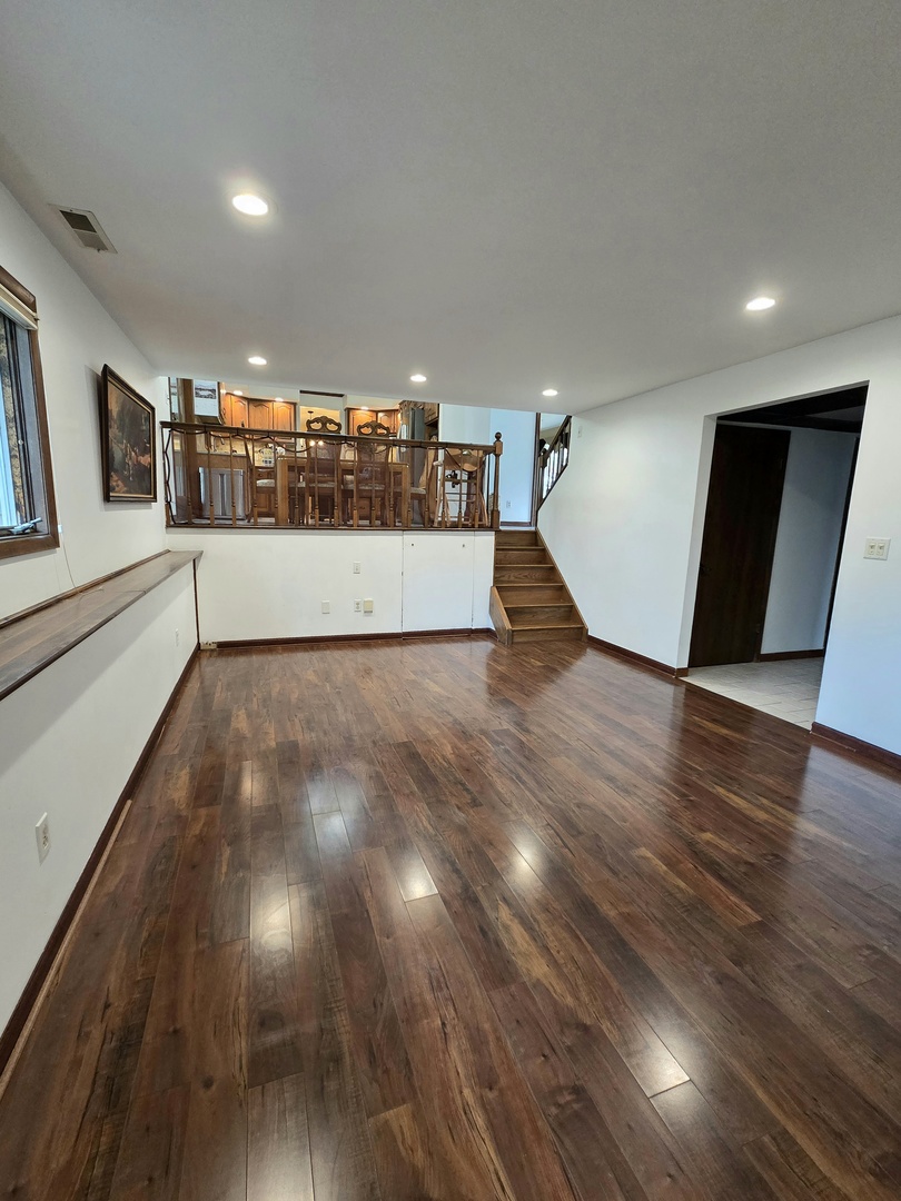 20715 Thomas Drive, Lockport, IL 60441