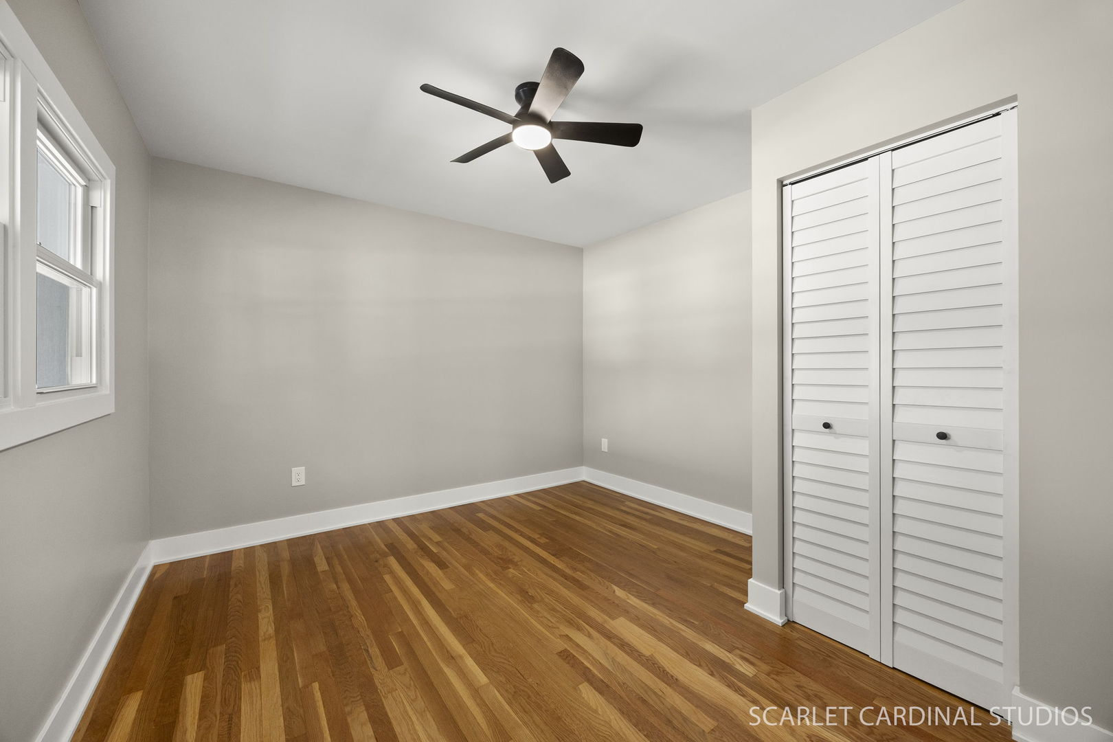 1300 S Wayside Drive, Villa Park, IL 60181