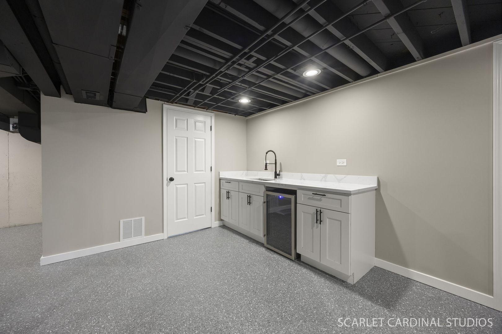 1300 S Wayside Drive, Villa Park, IL 60181