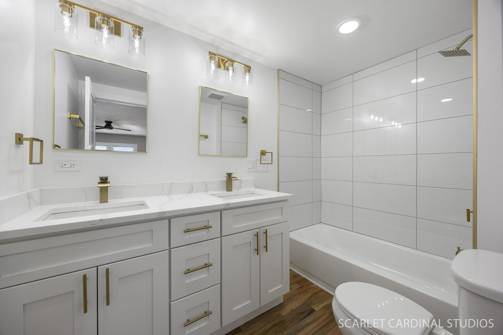 1300 S Wayside Drive, Villa Park, IL 60181