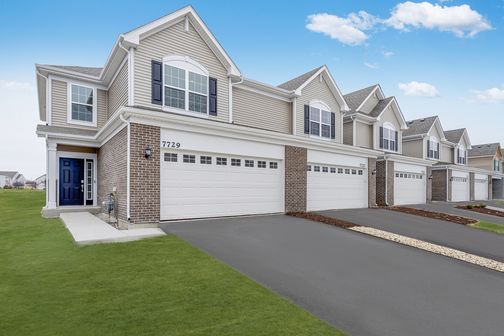 7809 Nightshade Lane, Joliet, IL 60431