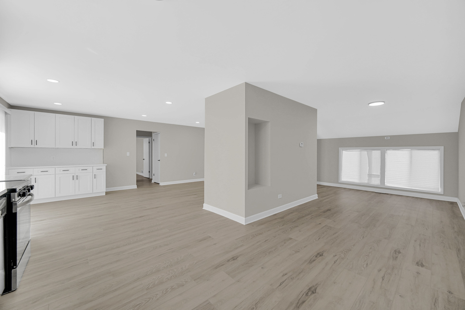 211 Independence Avenue, Joliet, IL 60433