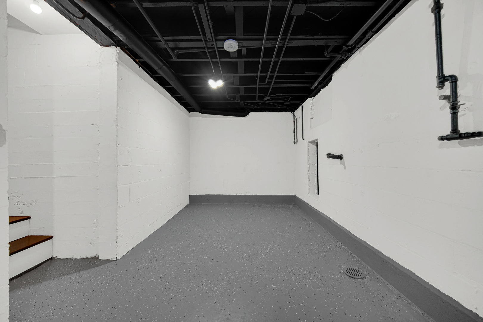 211 Independence Avenue, Joliet, IL 60433