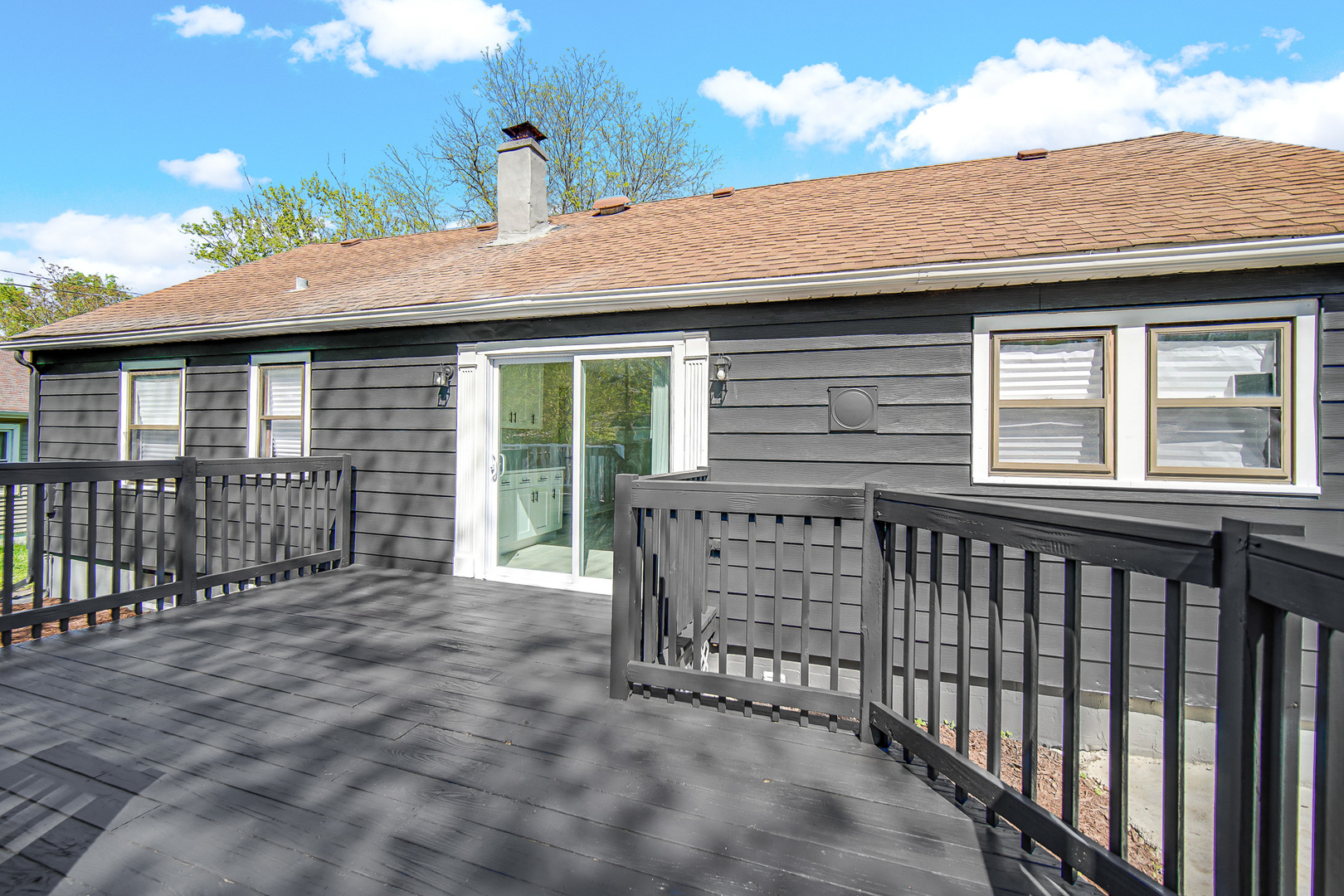 211 Independence Avenue, Joliet, IL 60433