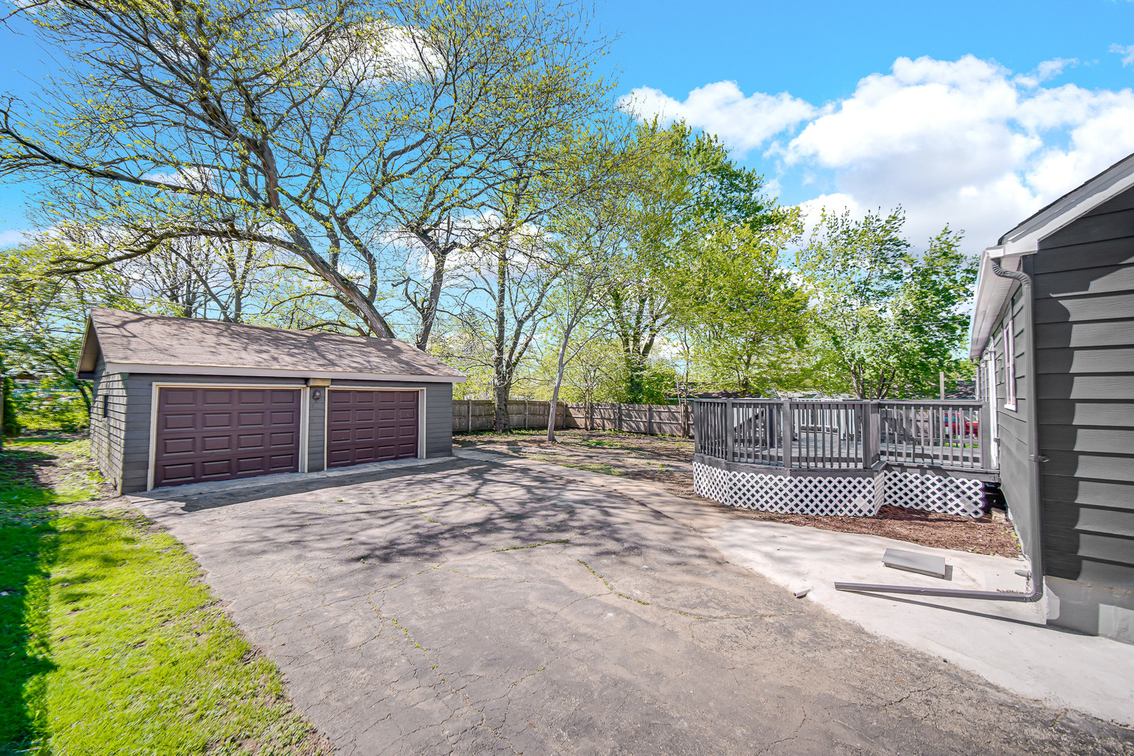 211 Independence Avenue, Joliet, IL 60433