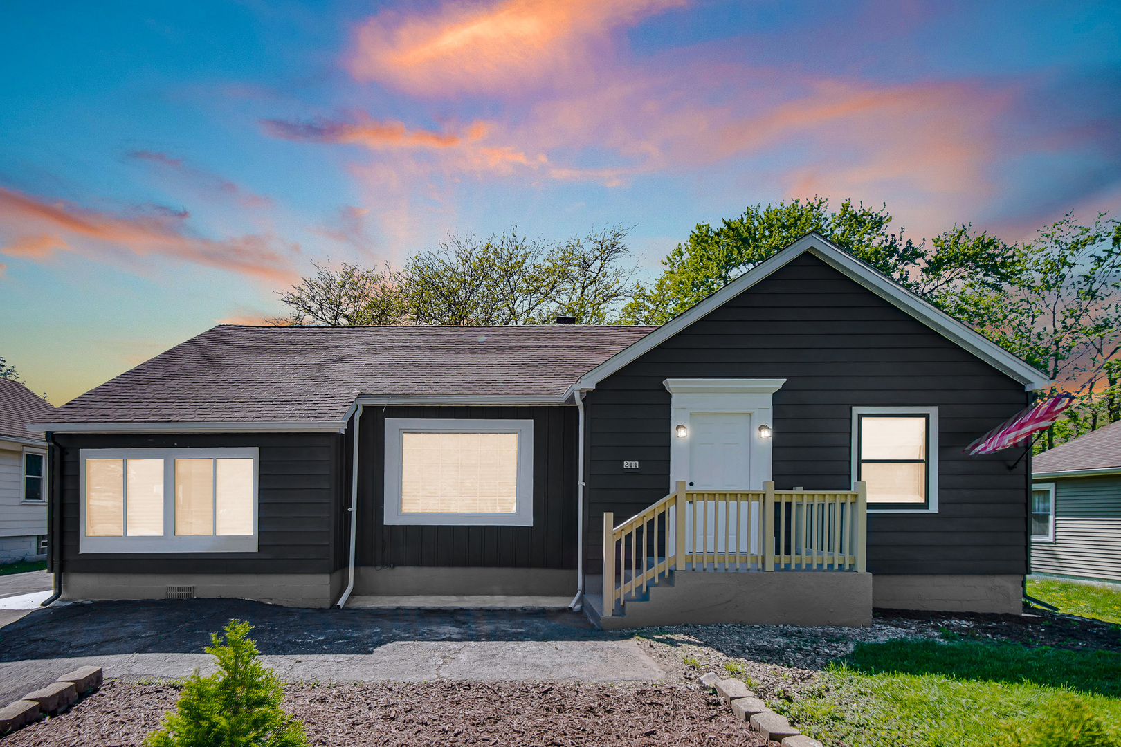 211 Independence Avenue, Joliet, IL 60433