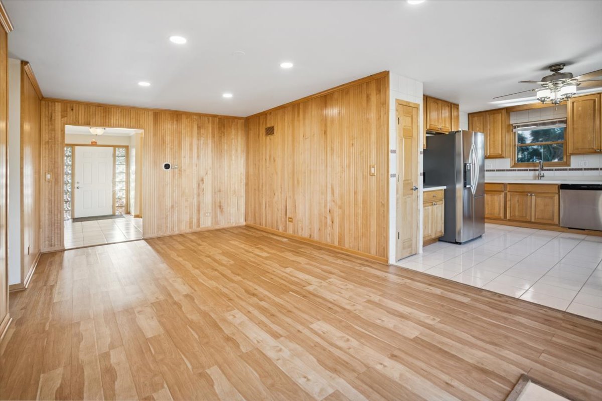 Mount Prospect, IL 60056