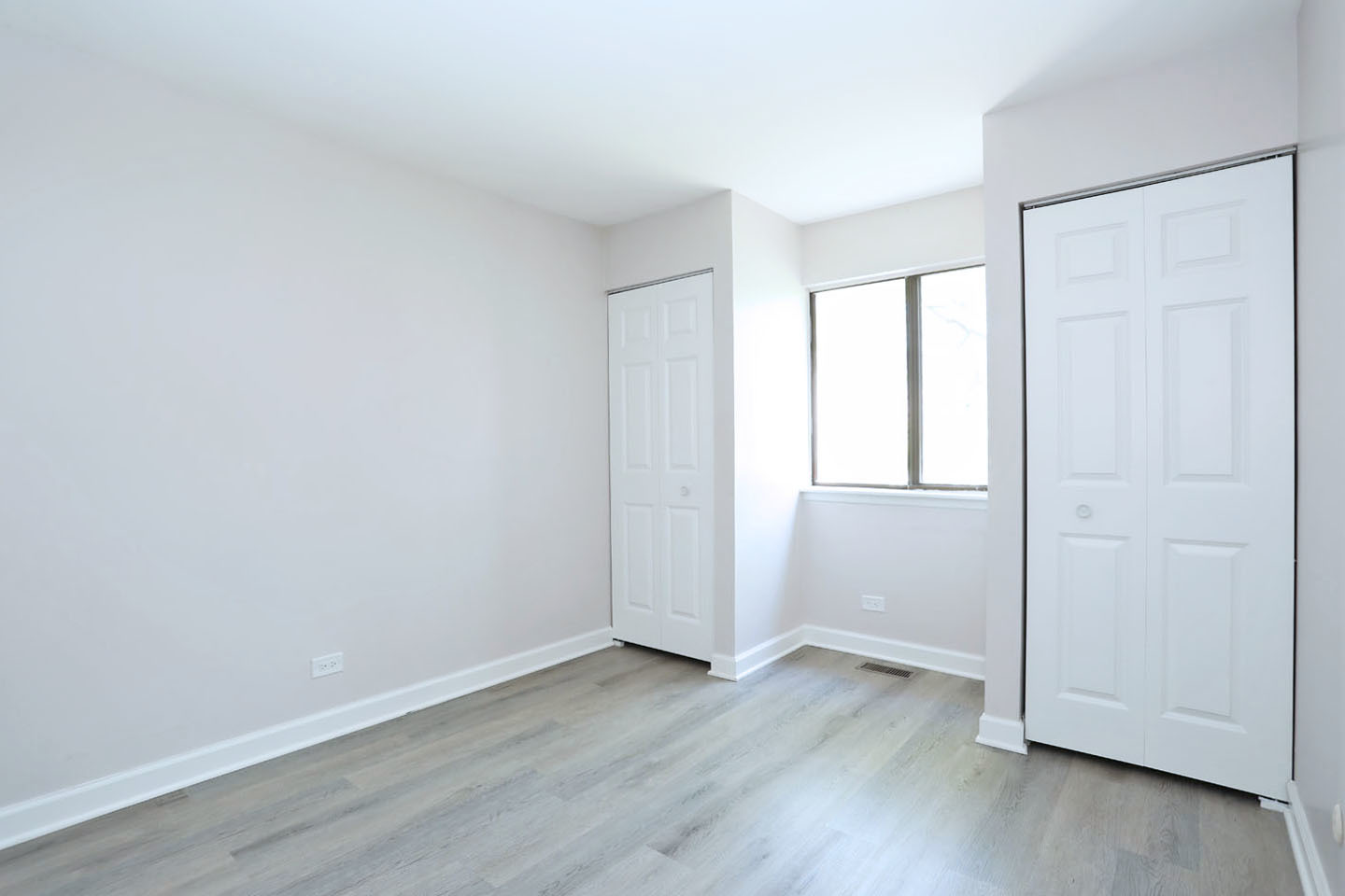 Schaumburg, IL 60193