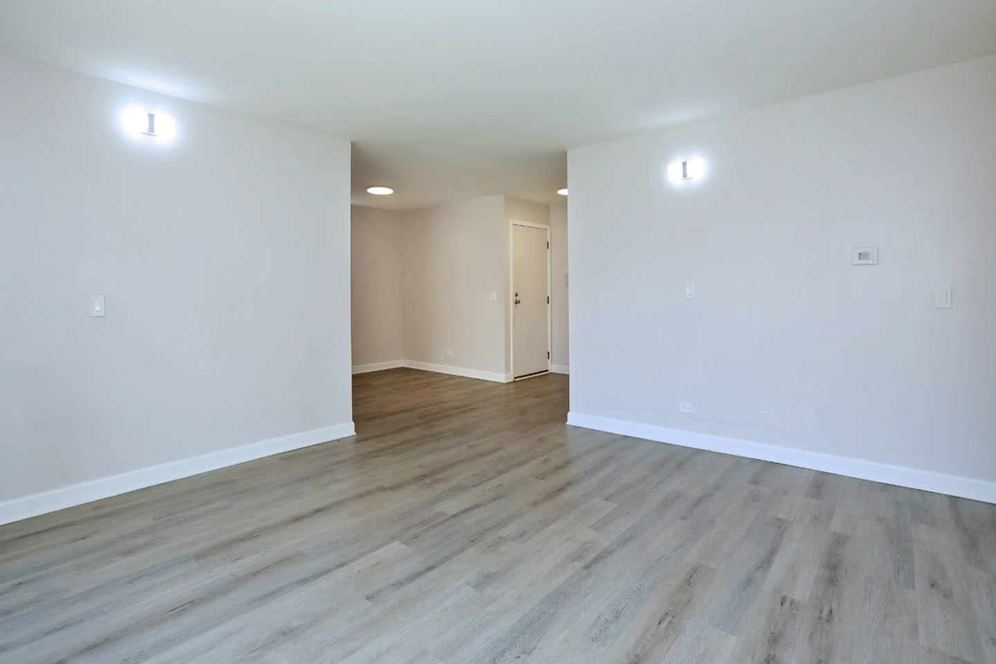 Schaumburg, IL 60193