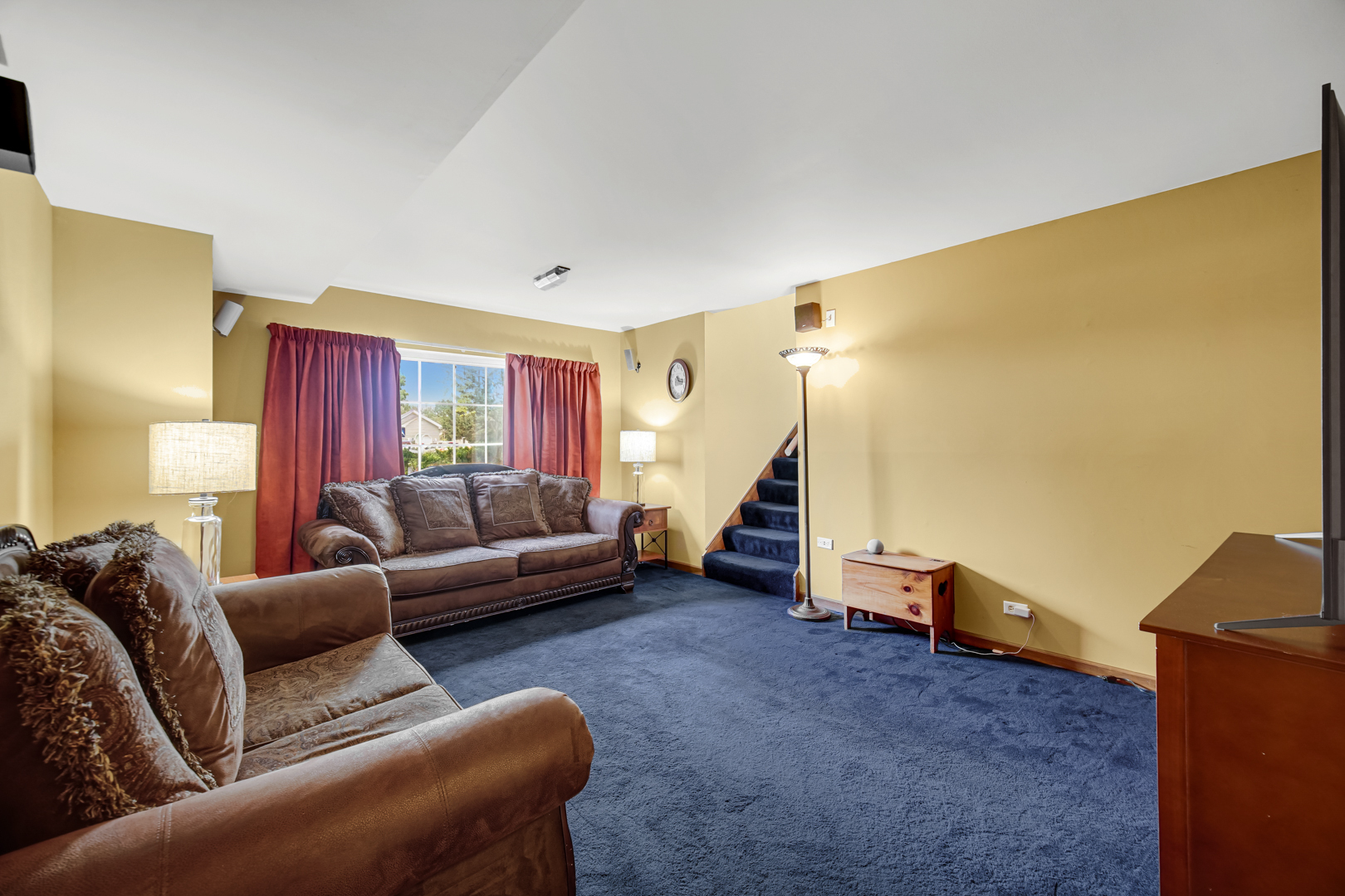 1621 Liberty Street, Hanover Park, IL 60133