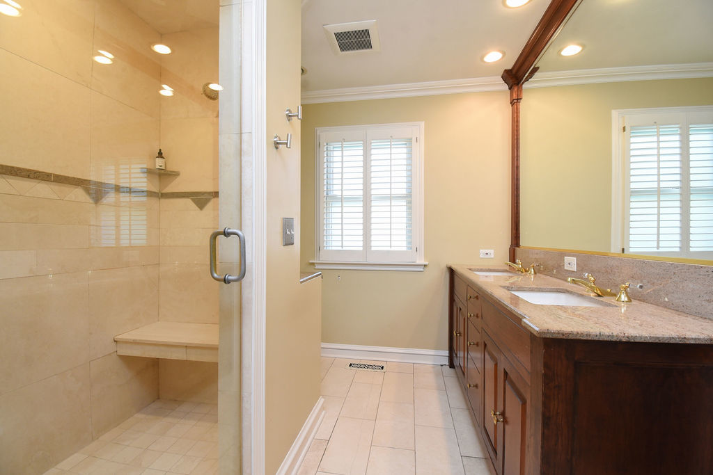 Western Springs, IL 60558