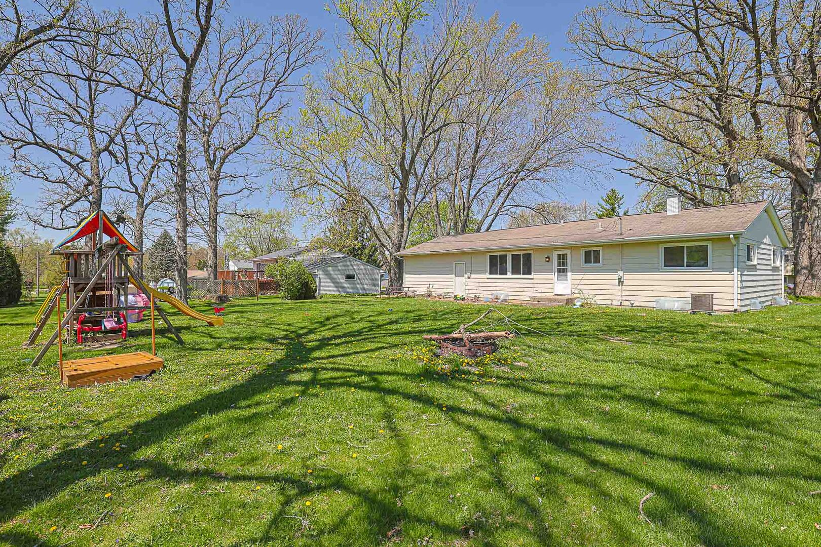 Wonder Lake, IL 60097