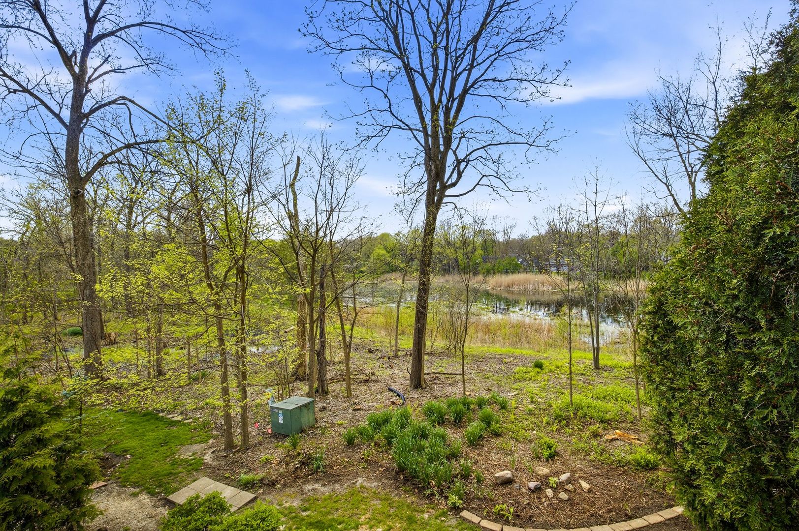 76 Whittington Course, St. Charles, IL 60174