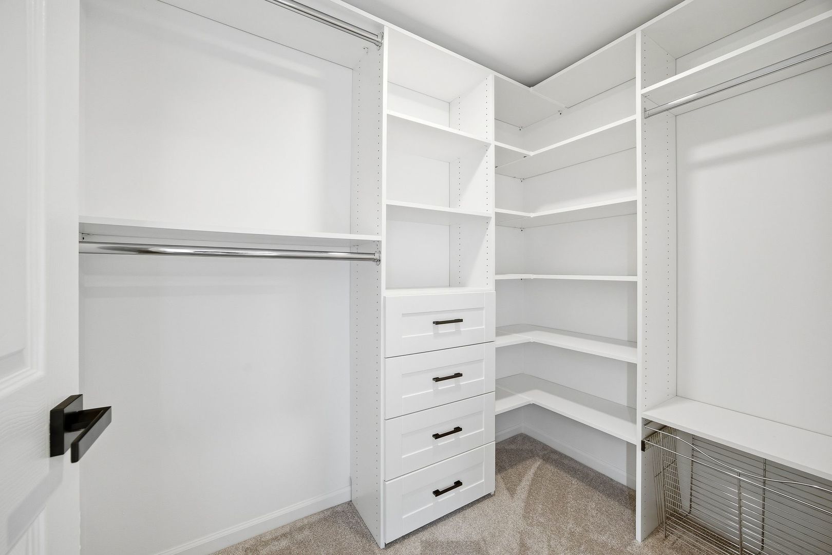 76 Whittington Course, St. Charles, IL 60174