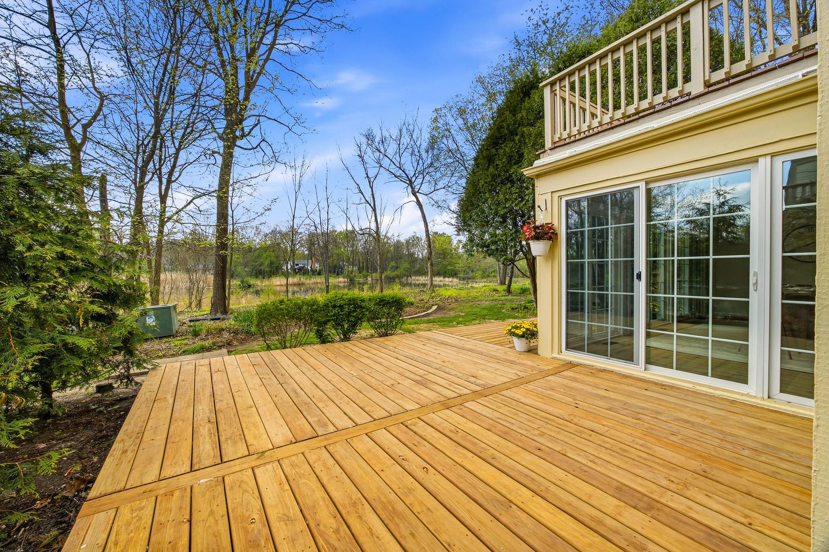 76 Whittington Course, St. Charles, IL 60174