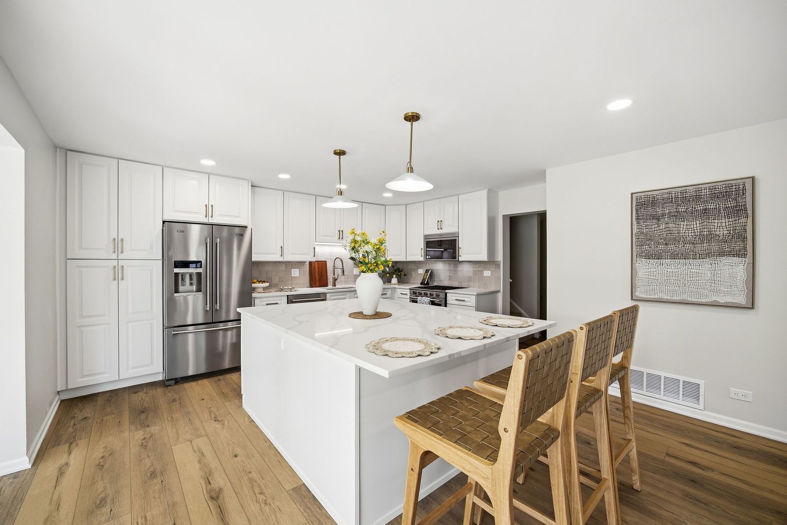 76 Whittington Course, St. Charles, IL 60174