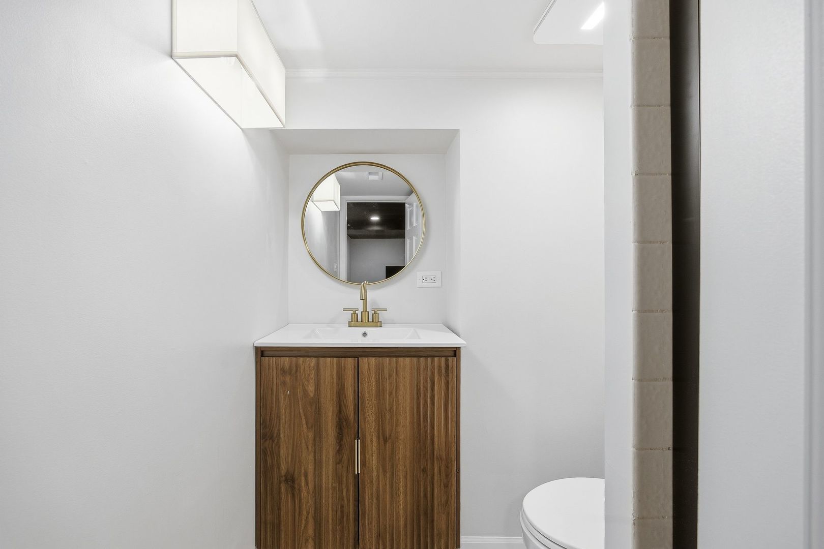 76 Whittington Course, St. Charles, IL 60174