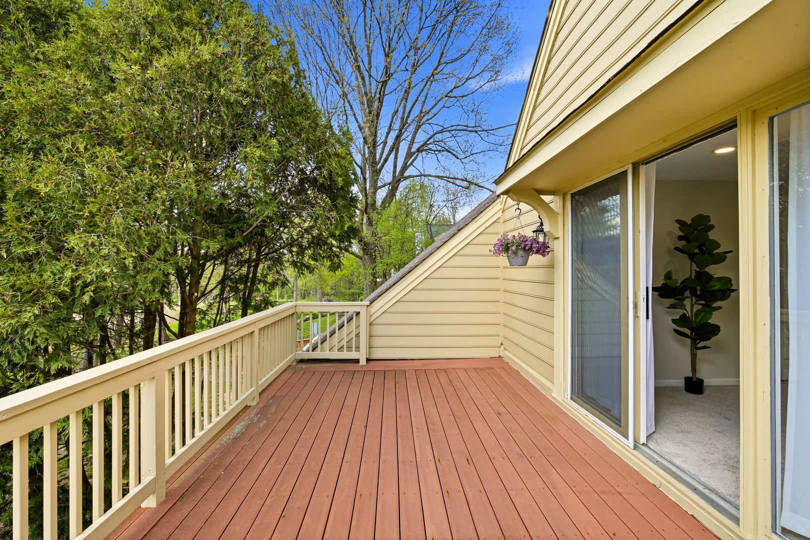 76 Whittington Course, St. Charles, IL 60174