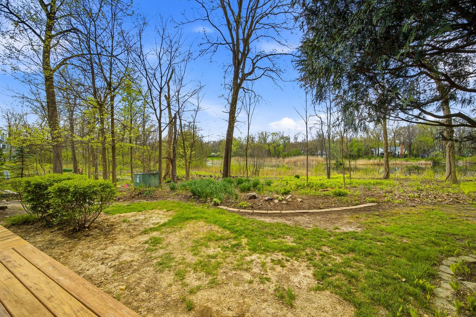 76 Whittington Course, St. Charles, IL 60174