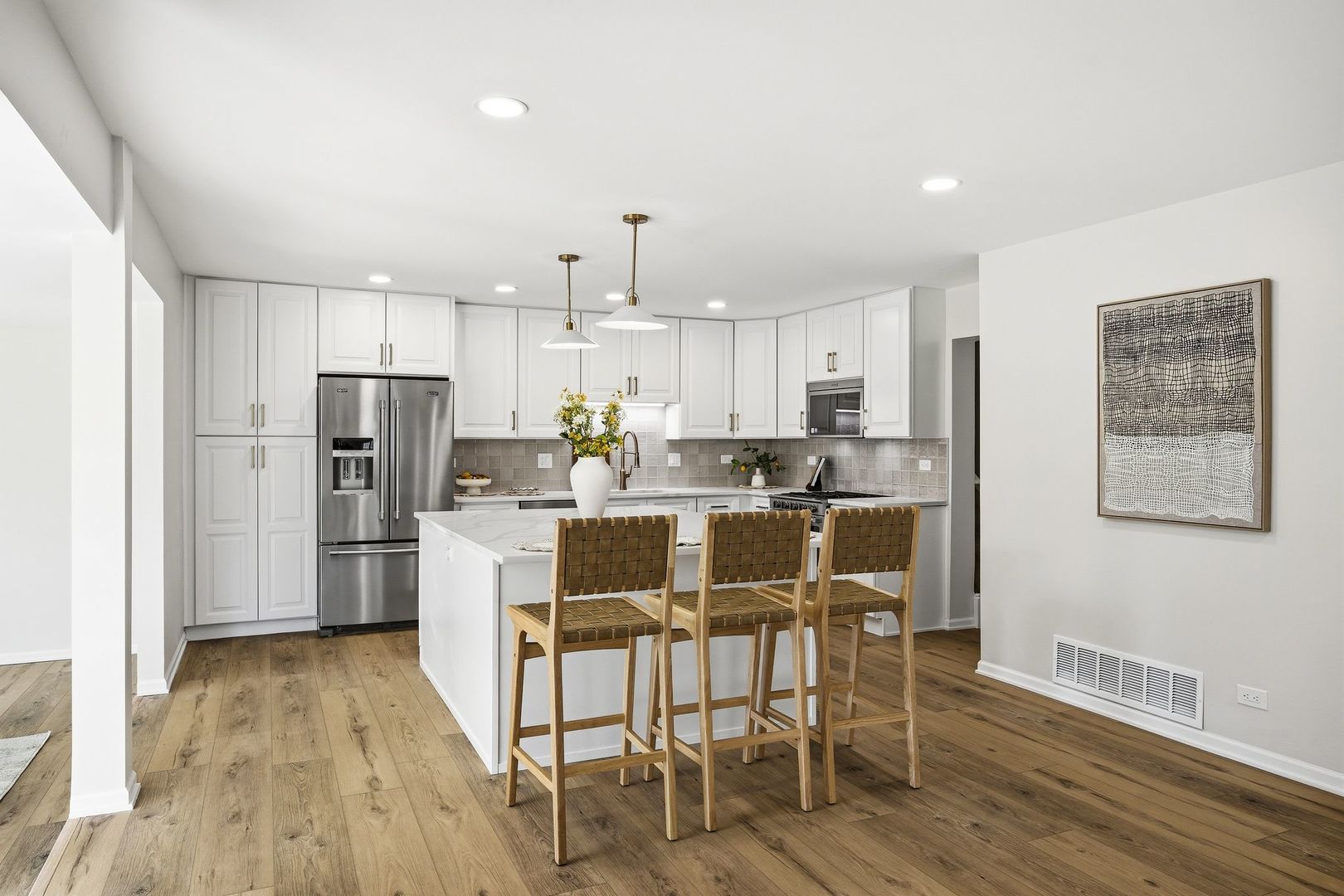 76 Whittington Course, St. Charles, IL 60174