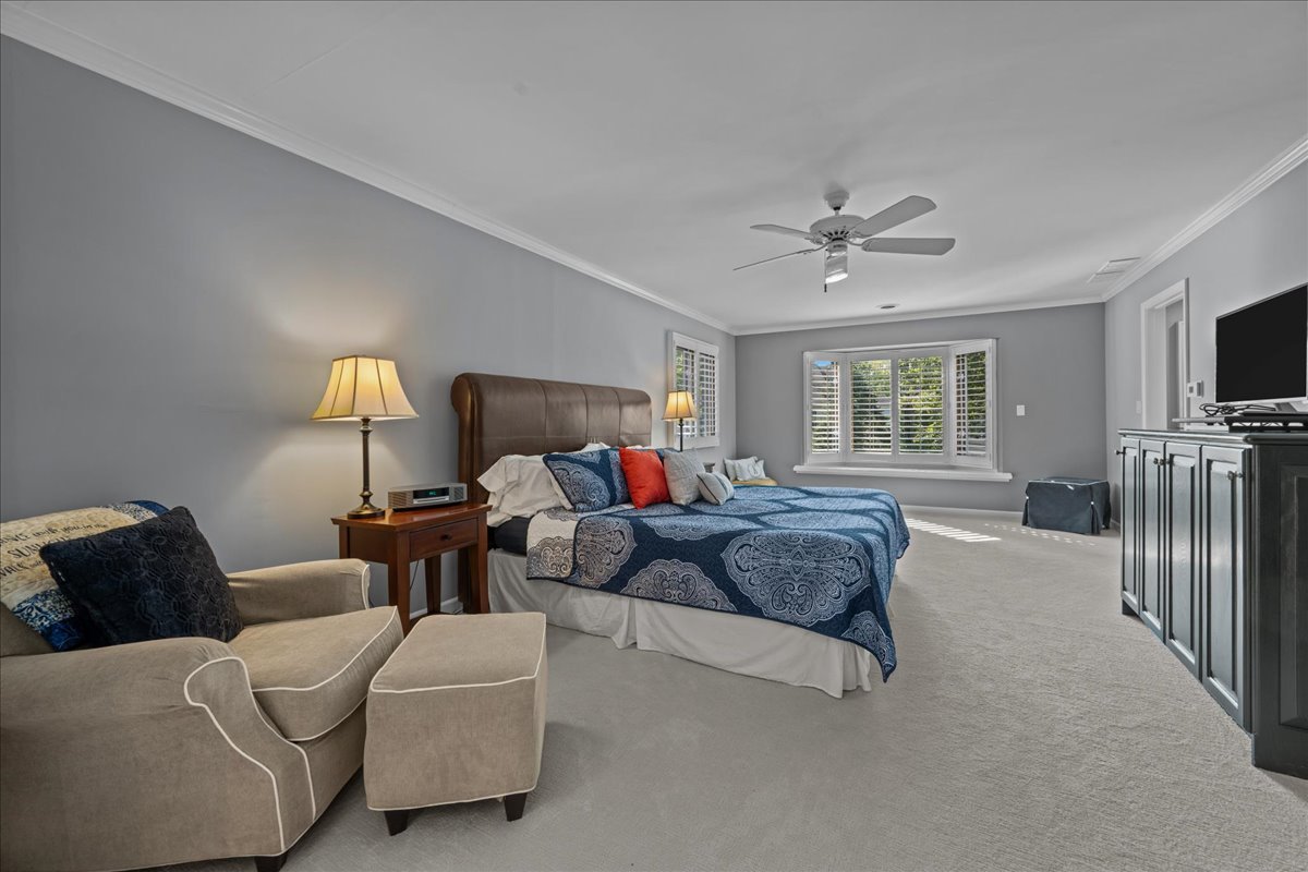 1221 N Loomis Street, Naperville, IL 60563