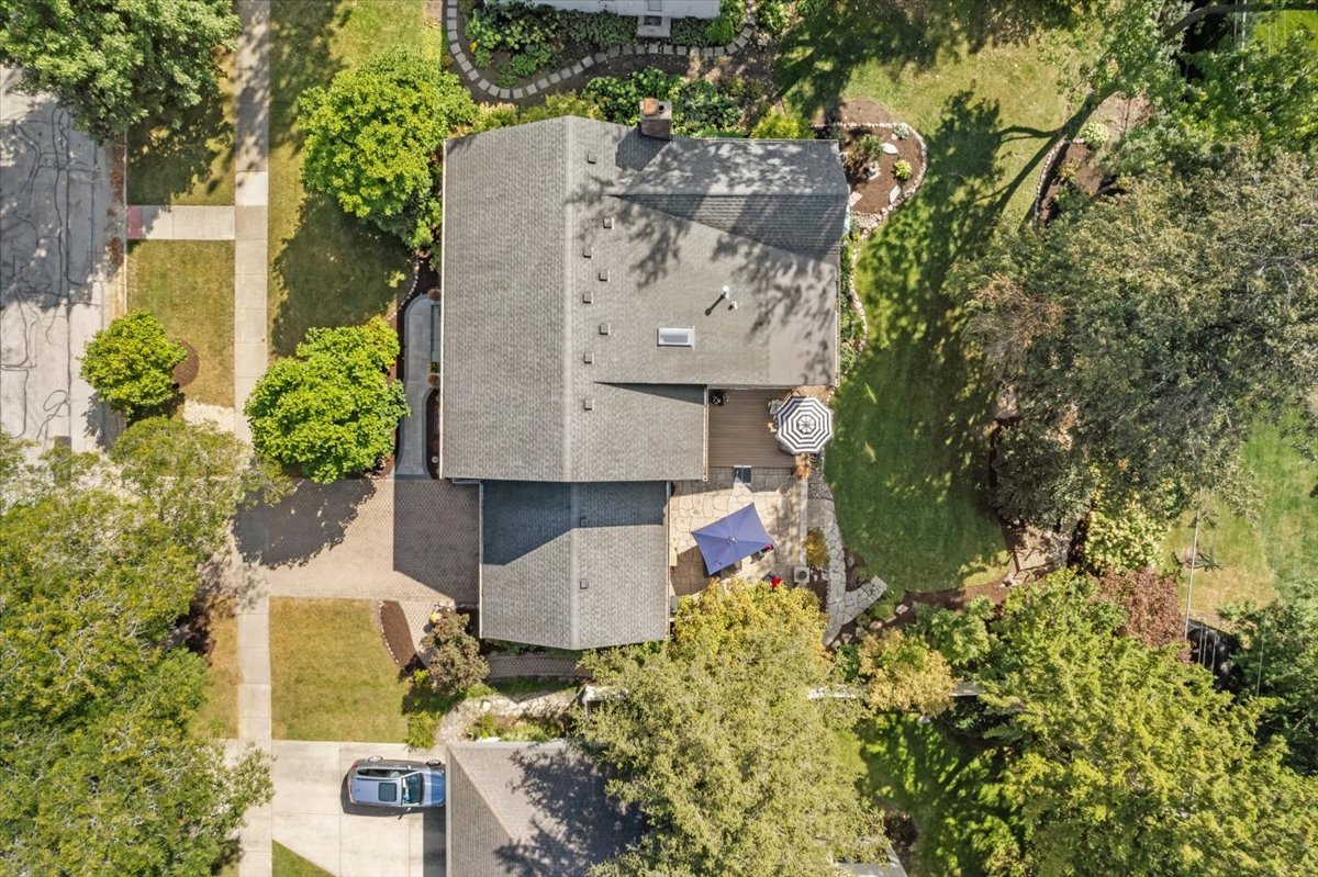 1221 N Loomis Street, Naperville, IL 60563