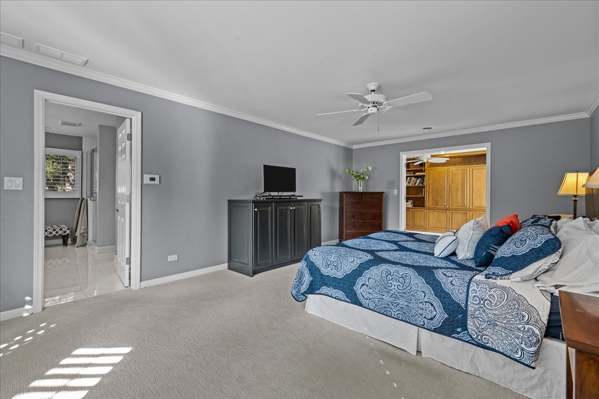 1221 N Loomis Street, Naperville, IL 60563