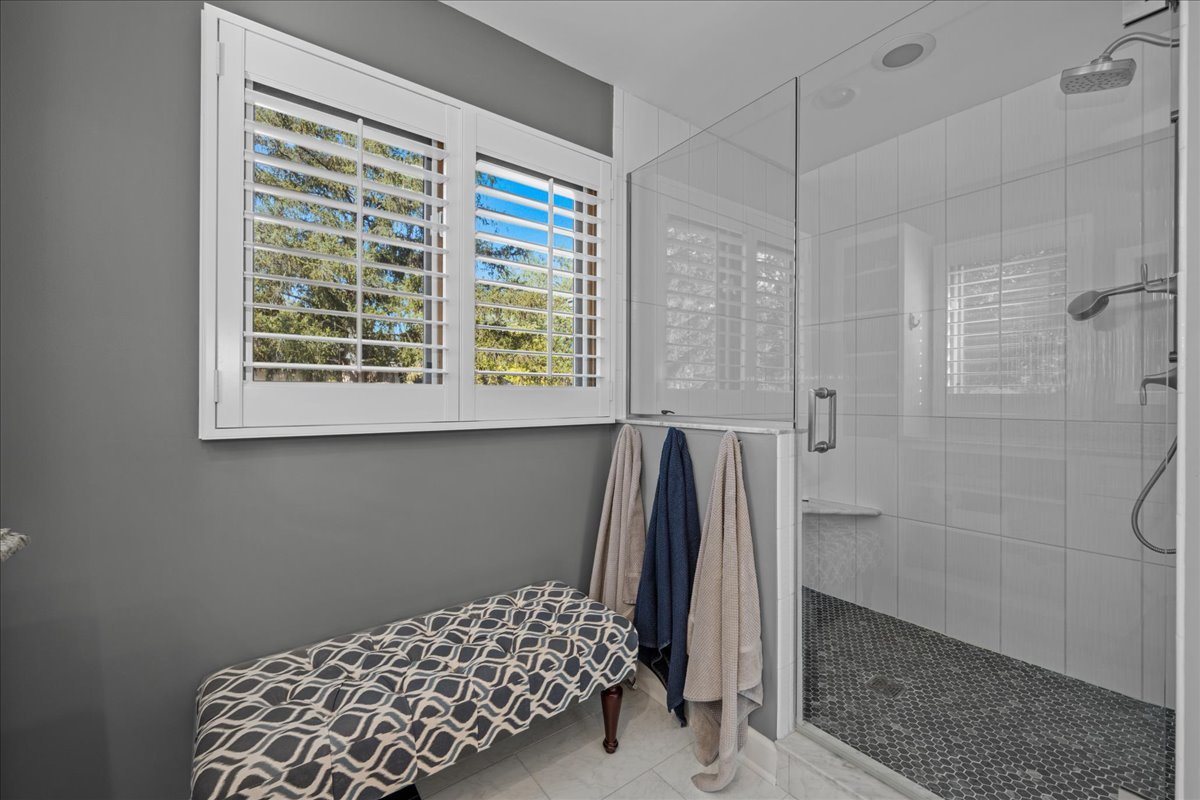 1221 N Loomis Street, Naperville, IL 60563