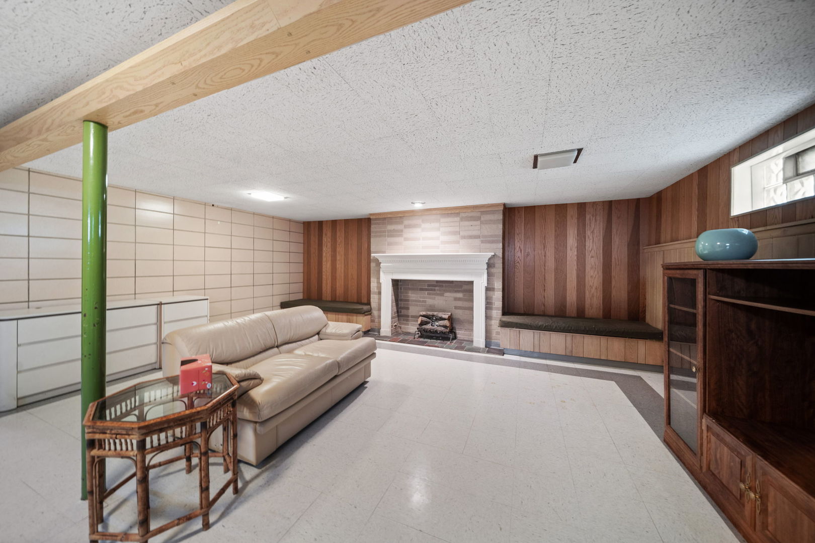 10823 S 71st Court, Worth, IL 60482
