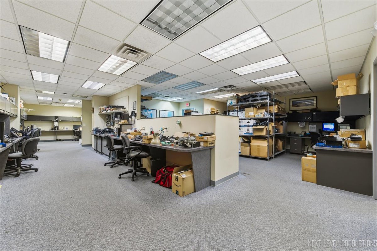 2051 Ogden Avenue, Downers Grove, IL 60515