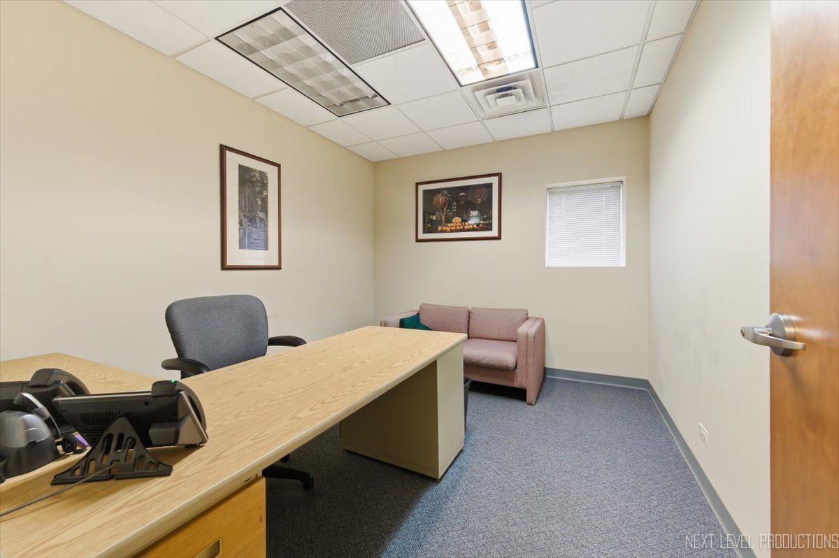 2051 Ogden Avenue, Downers Grove, IL 60515
