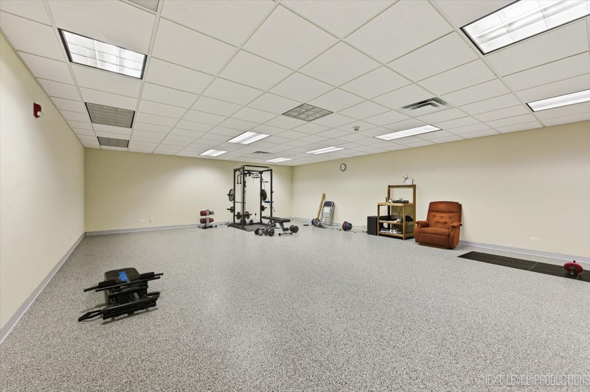 2051 Ogden Avenue, Downers Grove, IL 60515