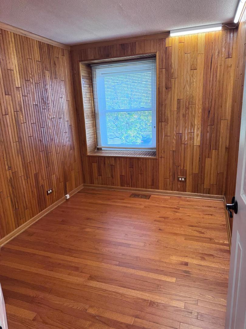 2227 Denton Court, Schaumburg, IL 60194