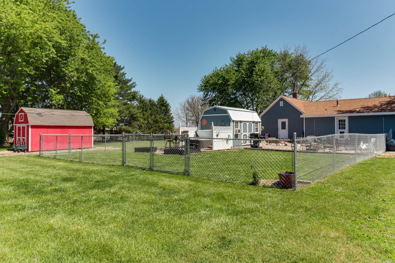 2463 Red Tail Hawk Road, Clinton, IL 61727