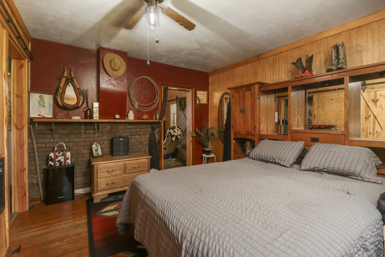 2463 Red Tail Hawk Road, Clinton, IL 61727