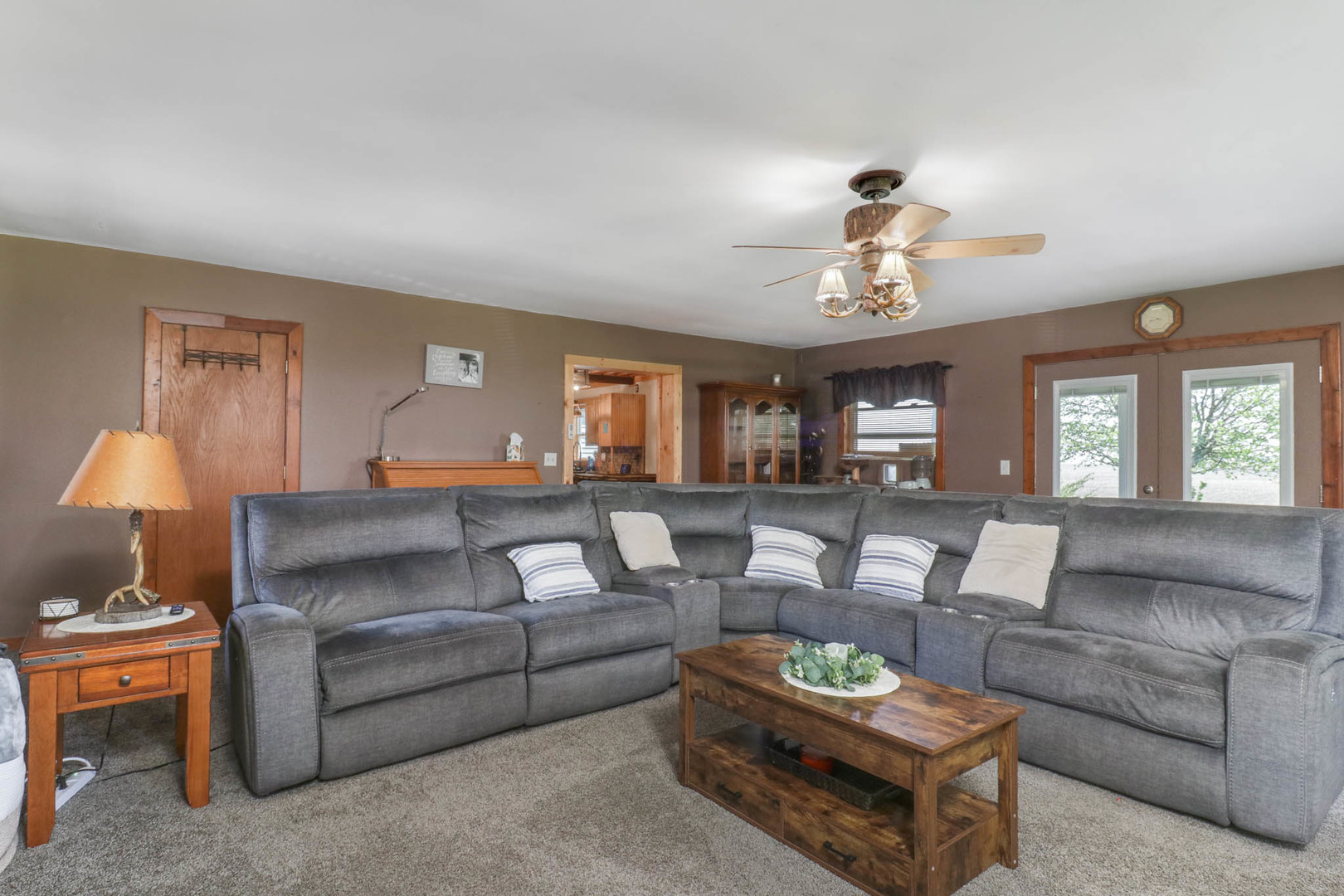 2463 Red Tail Hawk Road, Clinton, IL 61727