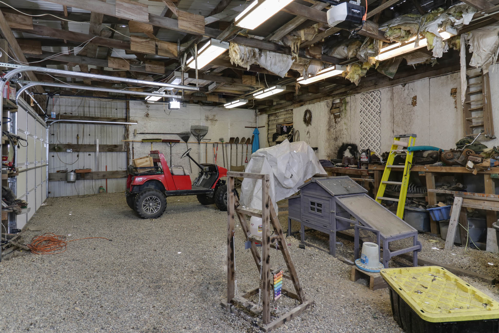 2463 Red Tail Hawk Road, Clinton, IL 61727