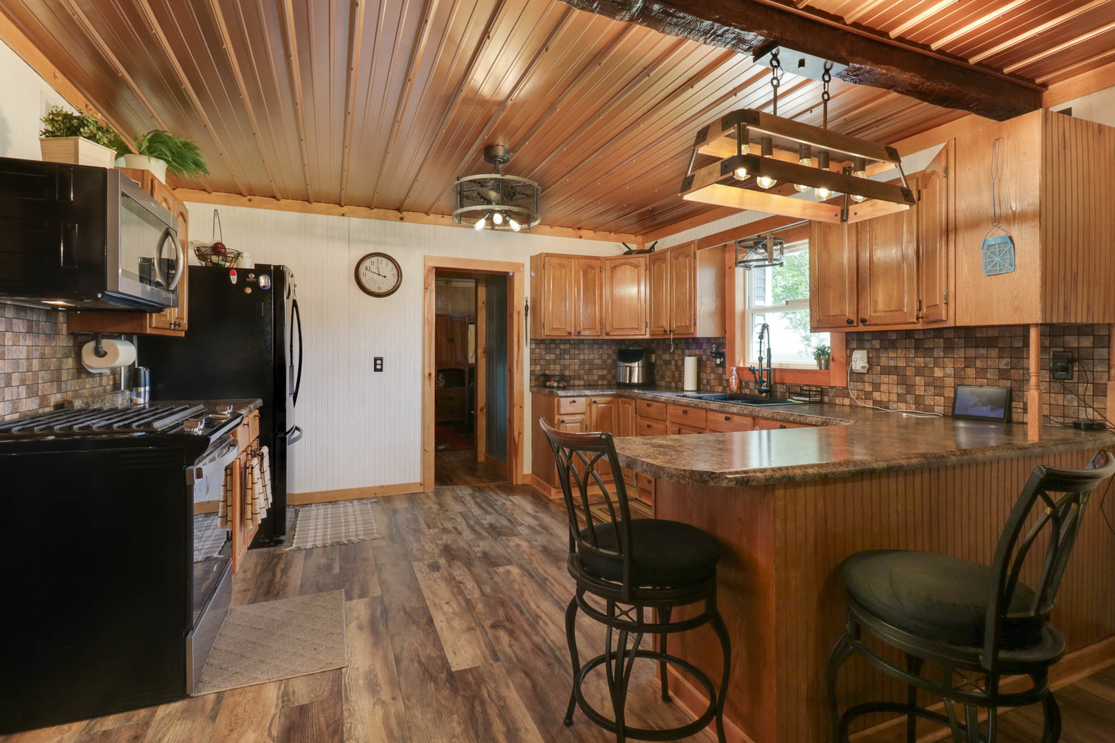 2463 Red Tail Hawk Road, Clinton, IL 61727