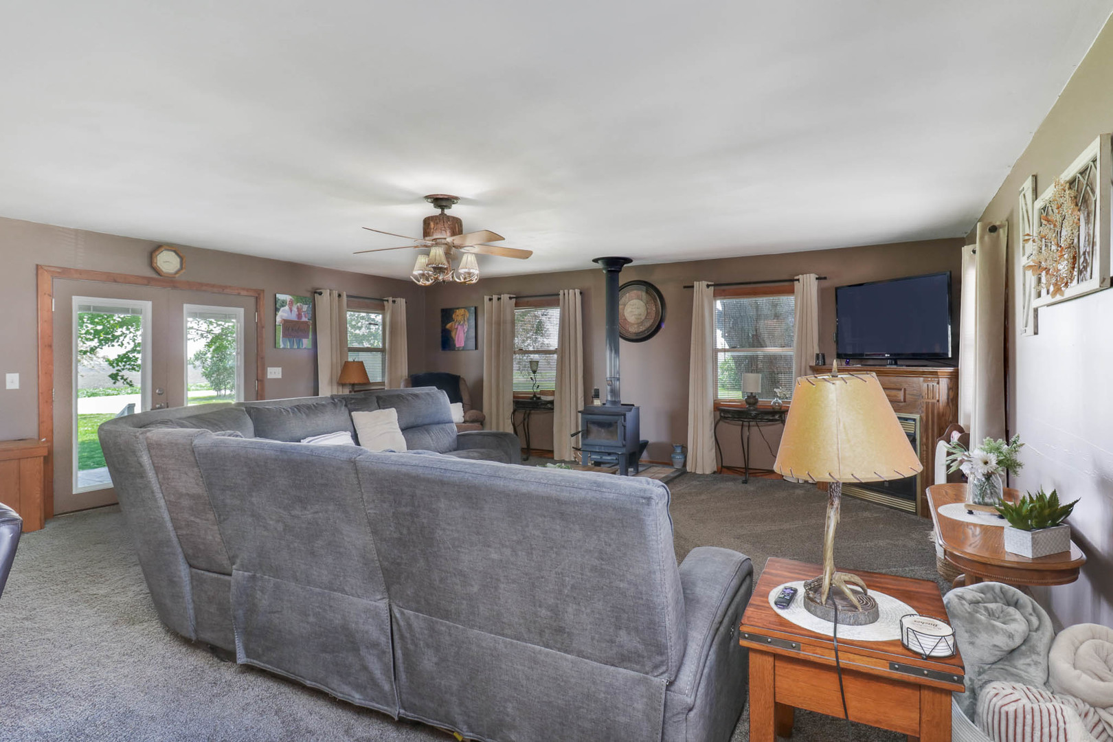 2463 Red Tail Hawk Road, Clinton, IL 61727