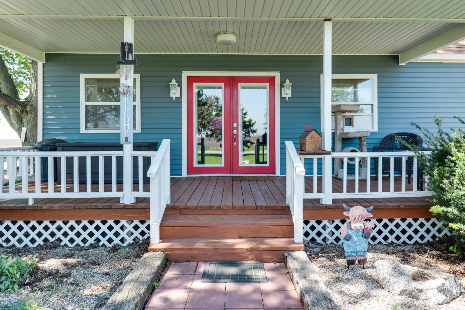 2463 Red Tail Hawk Road, Clinton, IL 61727