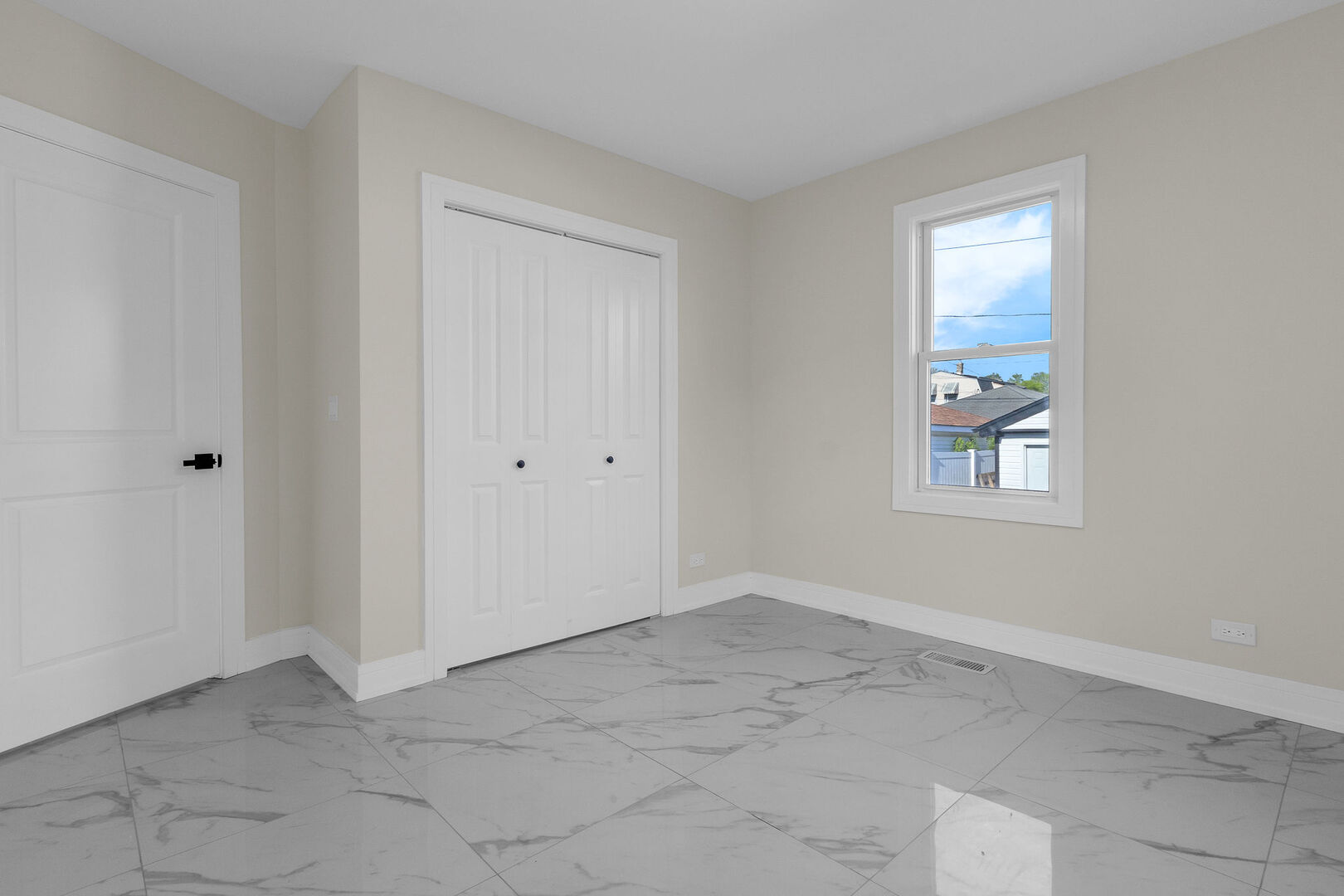 11247 S Central Park Avenue, Chicago, IL 60655