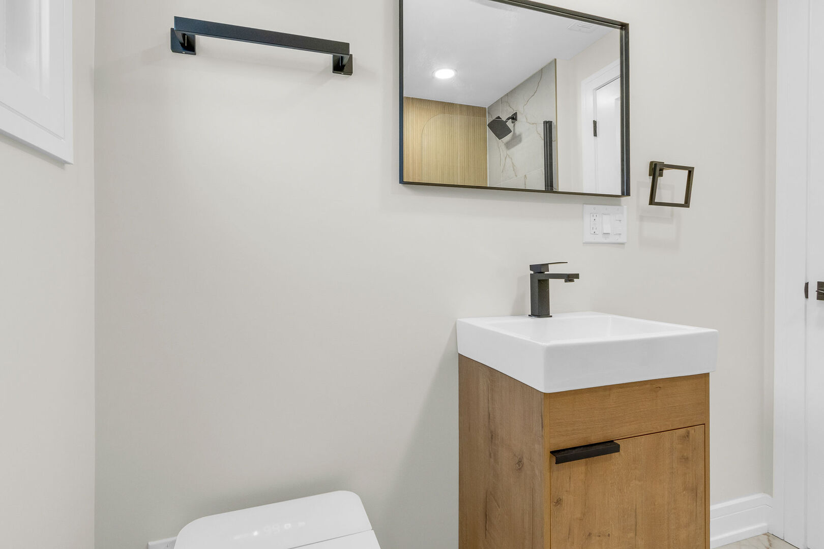 11247 S Central Park Avenue, Chicago, IL 60655