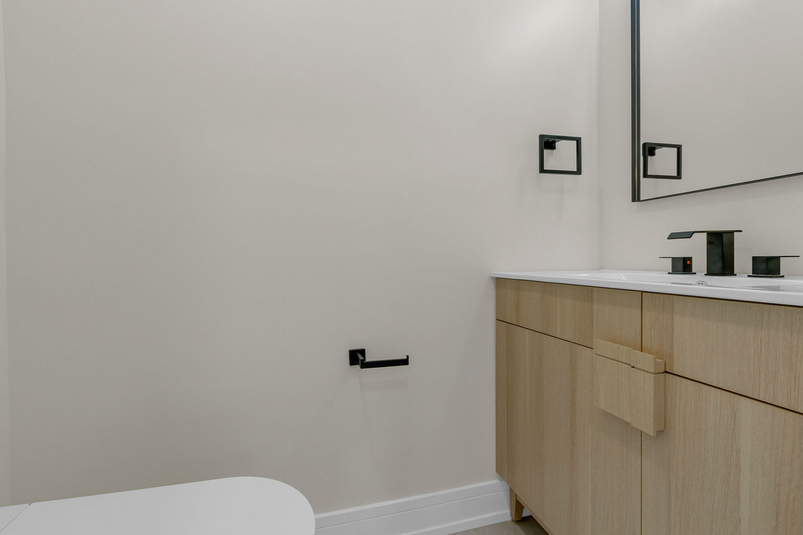 11247 S Central Park Avenue, Chicago, IL 60655